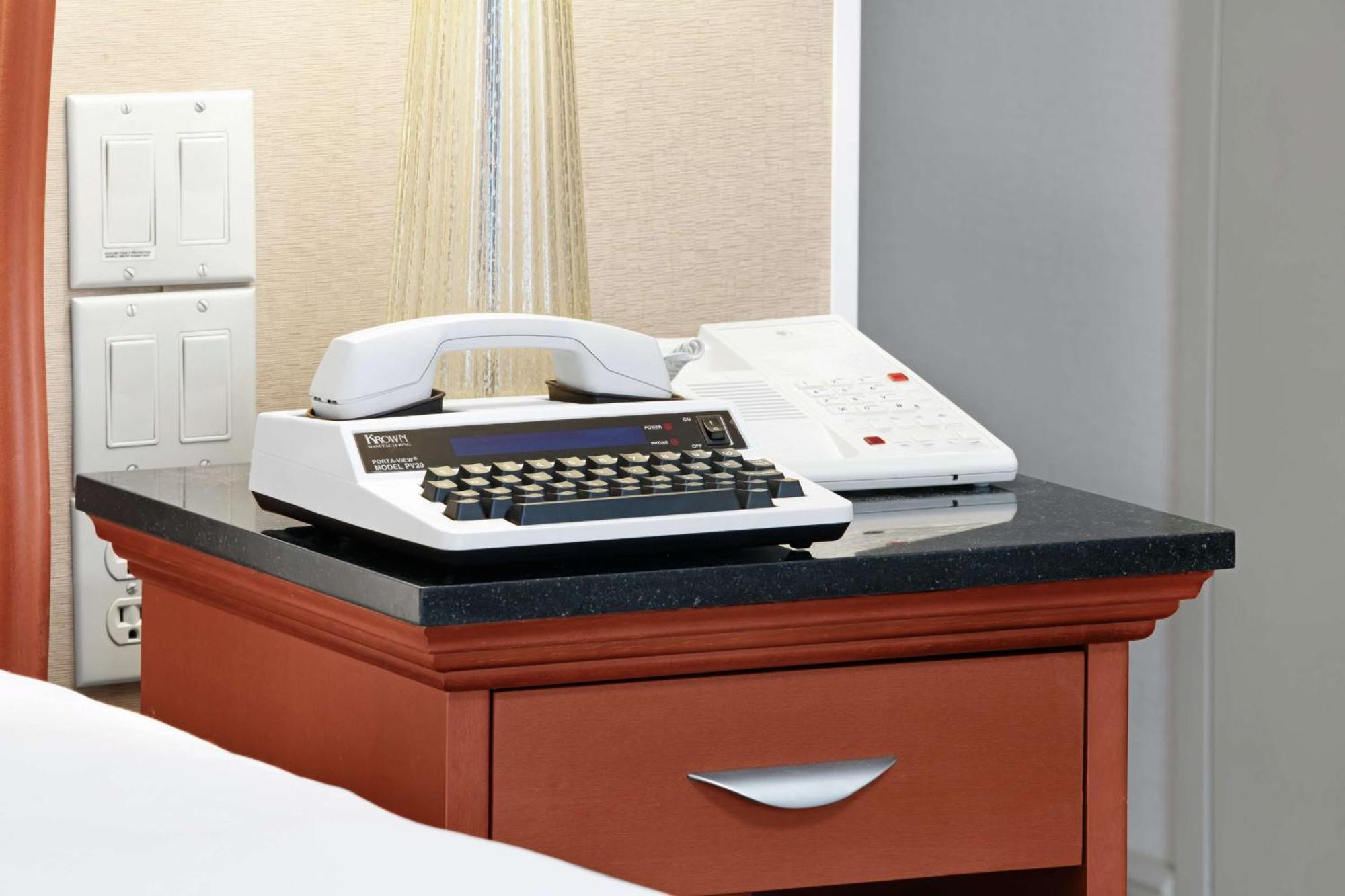 King Room with Bath Tub - Mobility Access,1551372202:JPEG