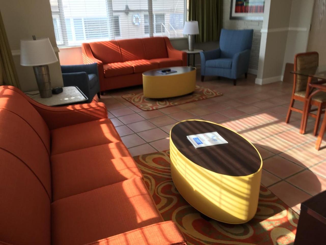 Deluxe Suite,1216956487:JPEG
