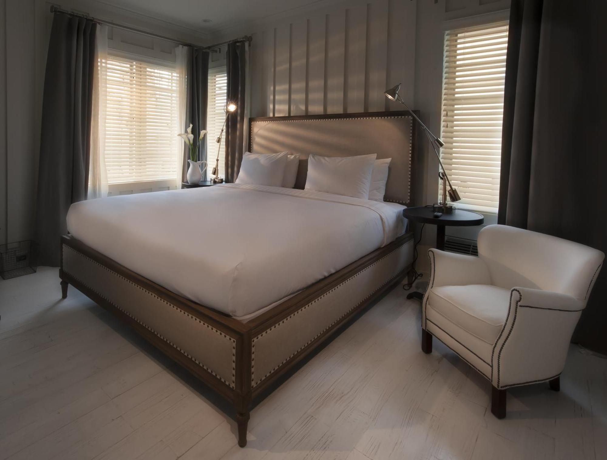 Queen Room - No Resort Fee,1276330507:JPEG
