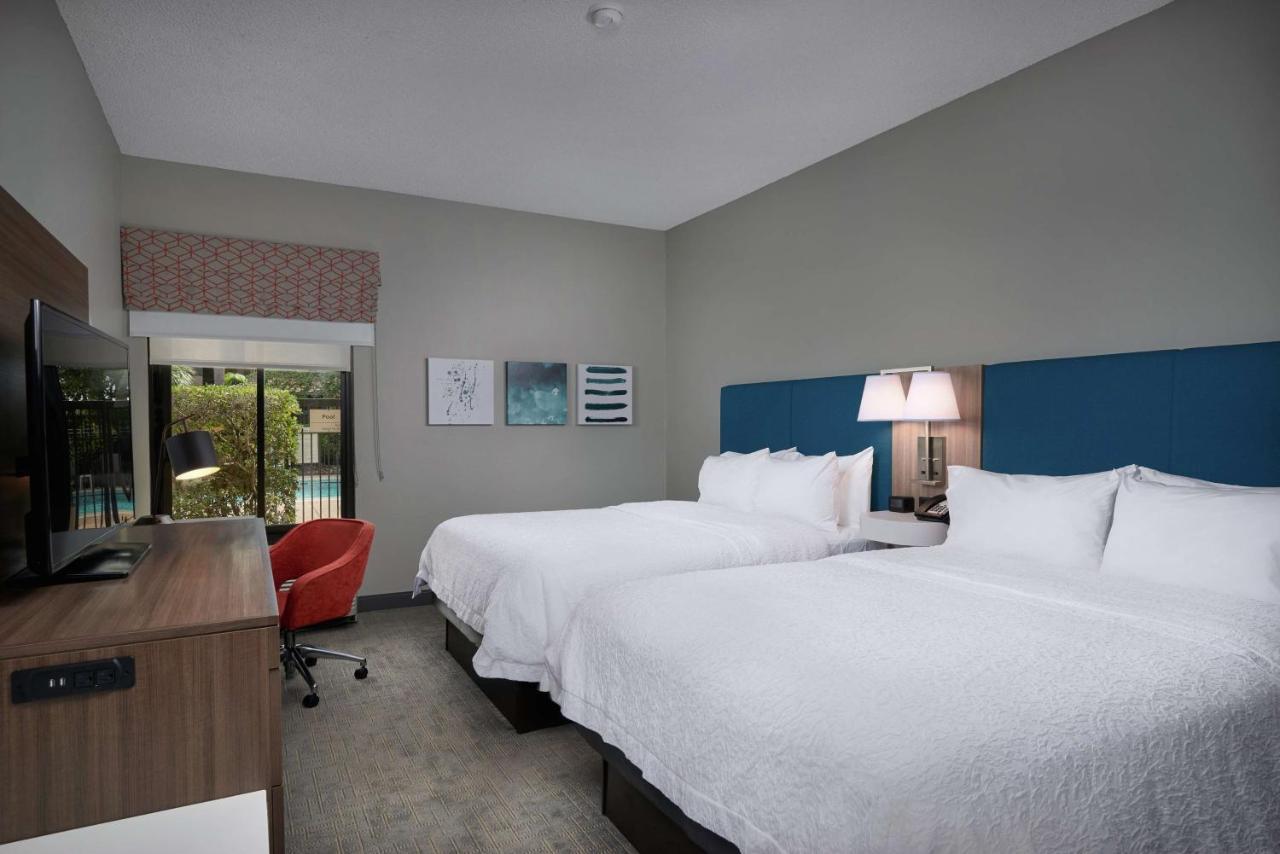 Room with Two Queen Beds - Non-Smoking