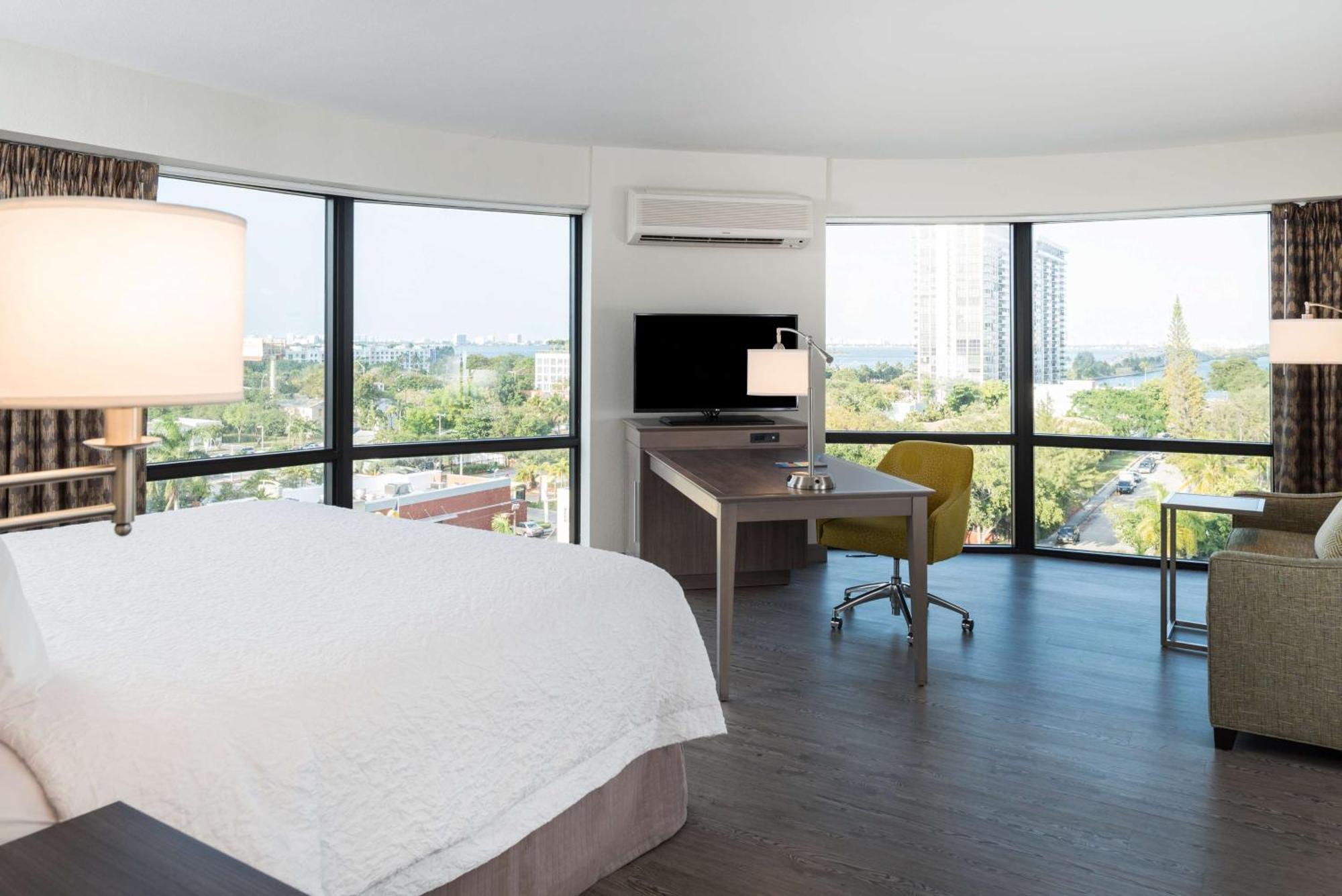 King Studio Suite with Bay View - Non-Smoking,1552157248:JPEG