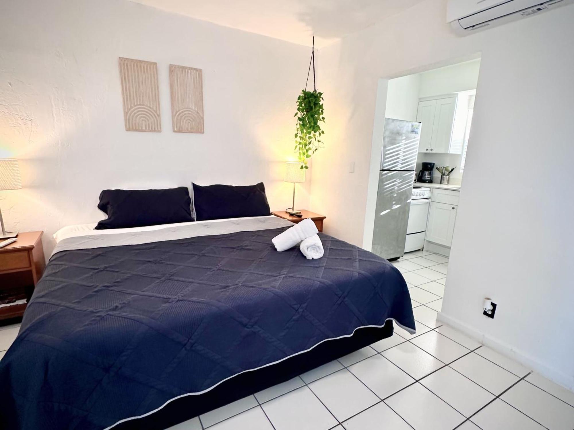 King Studio with Sofa Bed,1606561871:JPEG