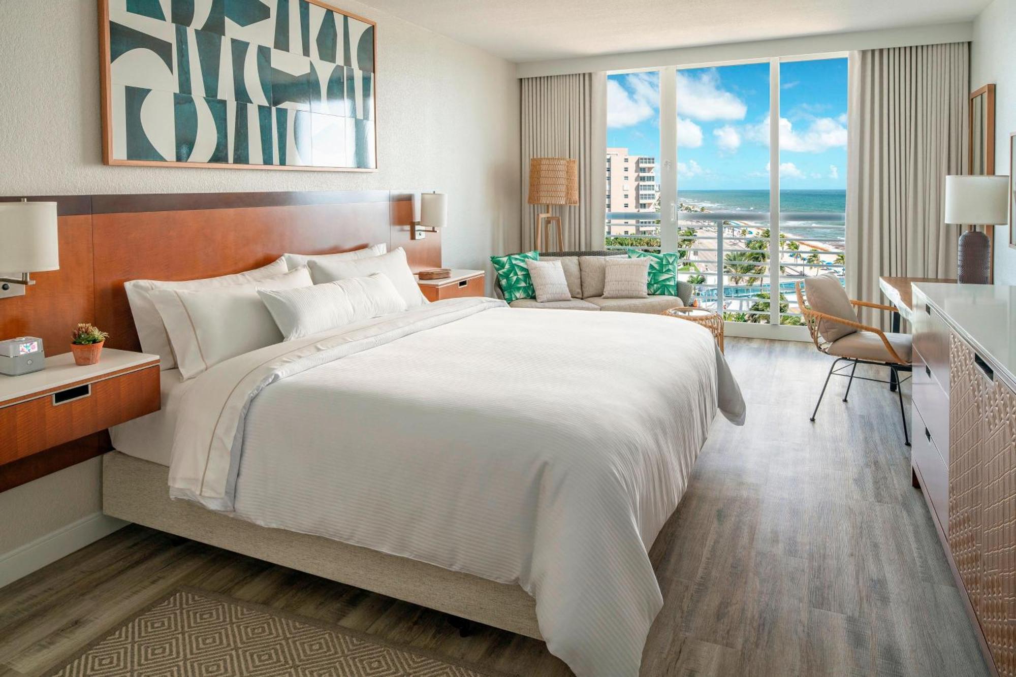 Chambre 1 Lit King-Size dans Tour - Vue Partielle sur Océan