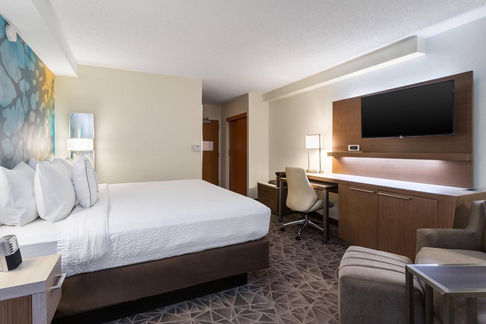 King Room,1632225391:JPEG