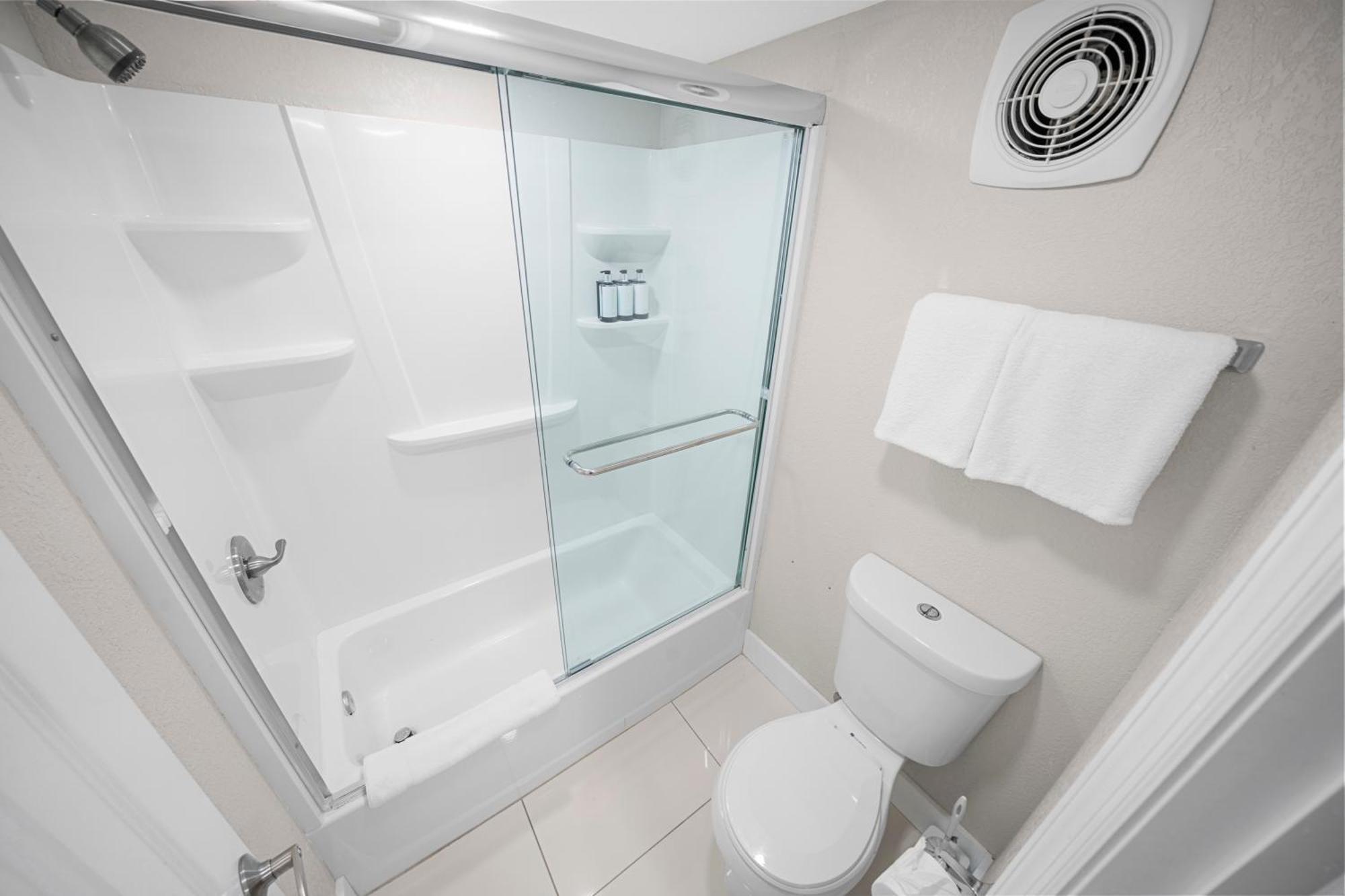 Standard Accessible Queen Room,1646889313:JPEG
