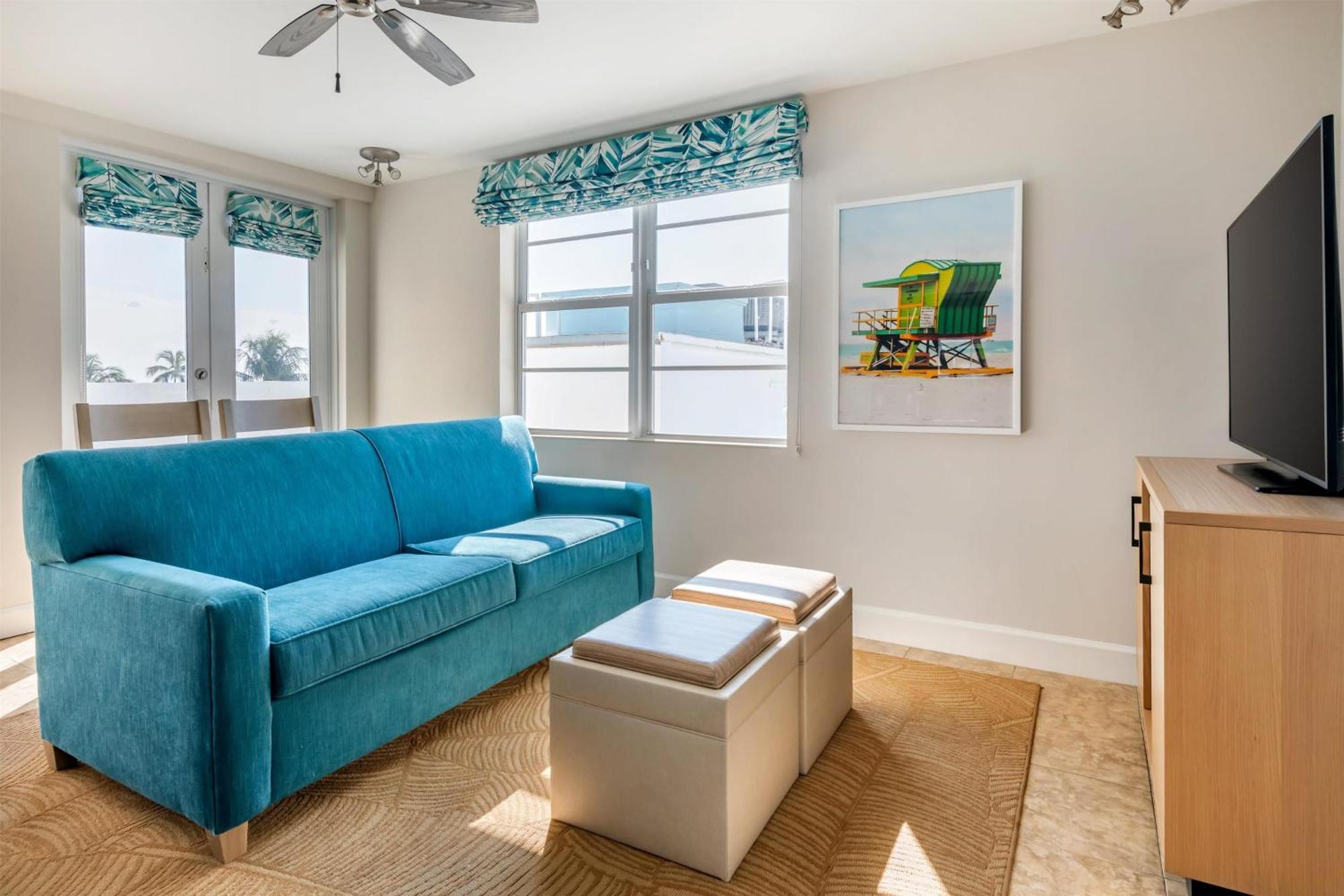One-Bedroom King Suite Sofa Bed Ocean View,1709887236:JPEG