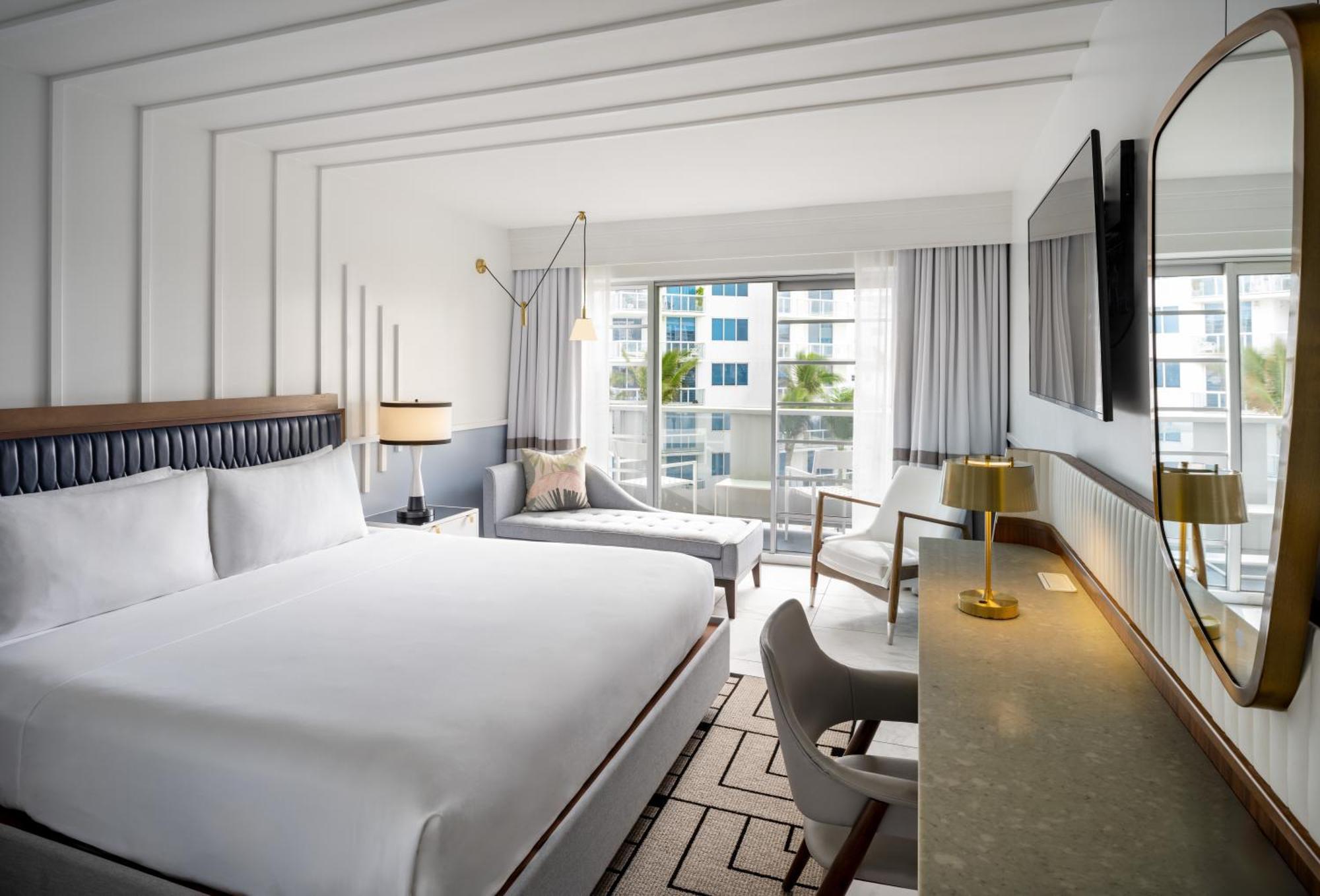 King Guest Room City View
