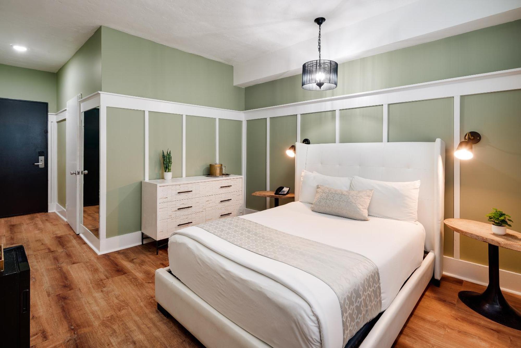 Accessible Queen Bedroom