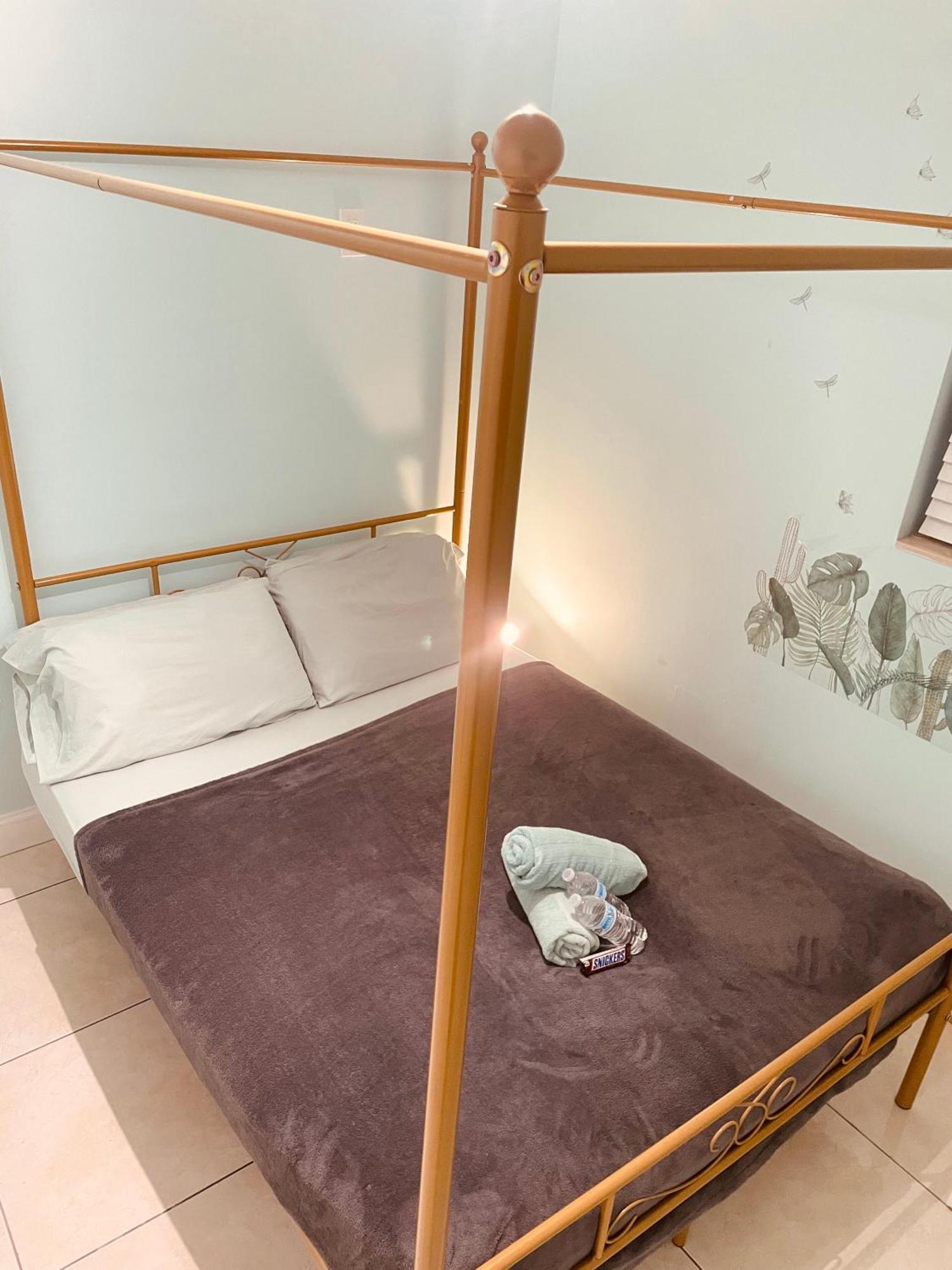 Double Room with Shared Bathroom,1733181048:JPEG