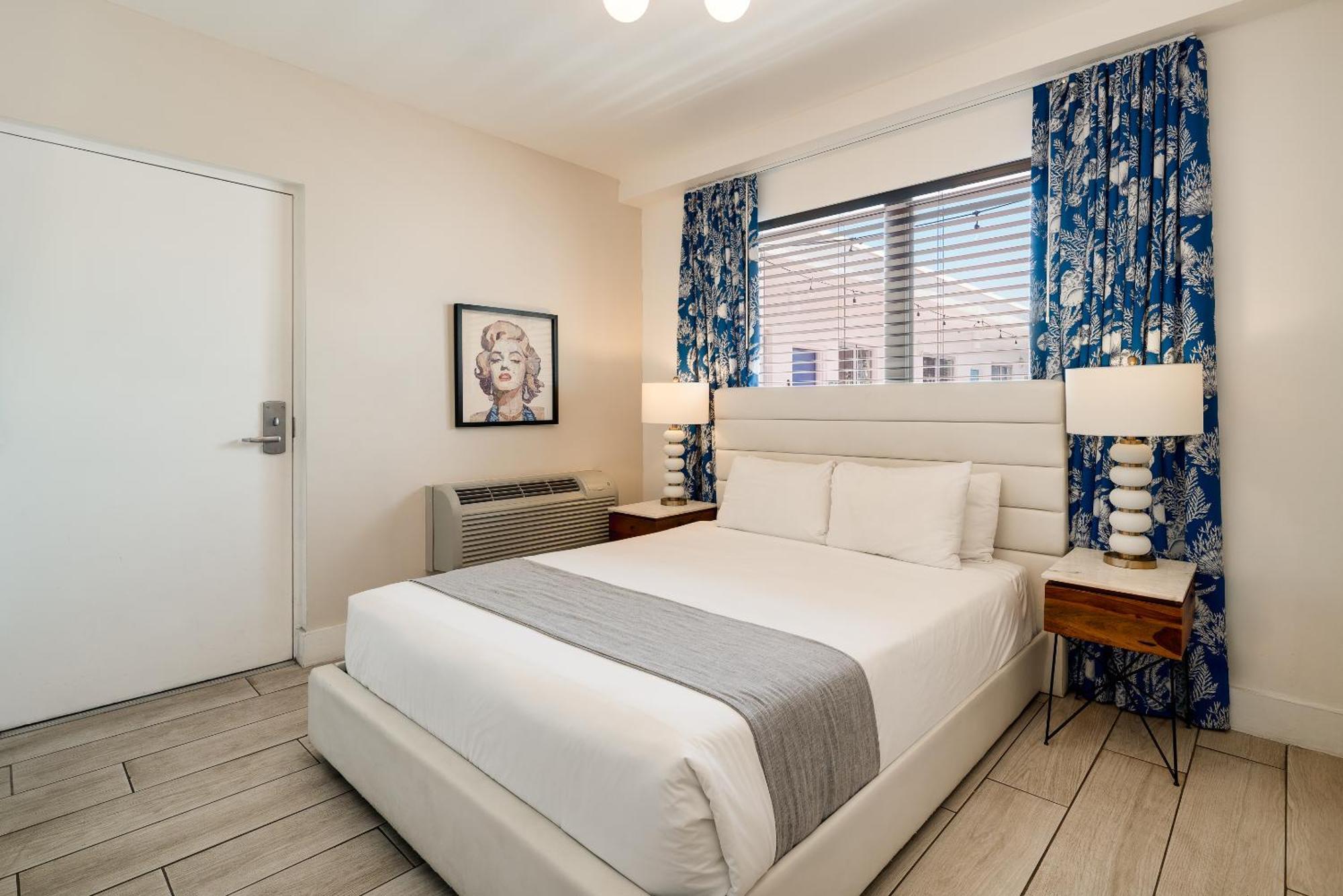 One Bedroom Queen Suite