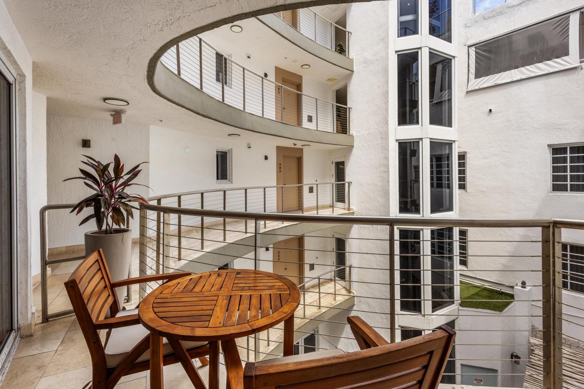King Studio Balcony