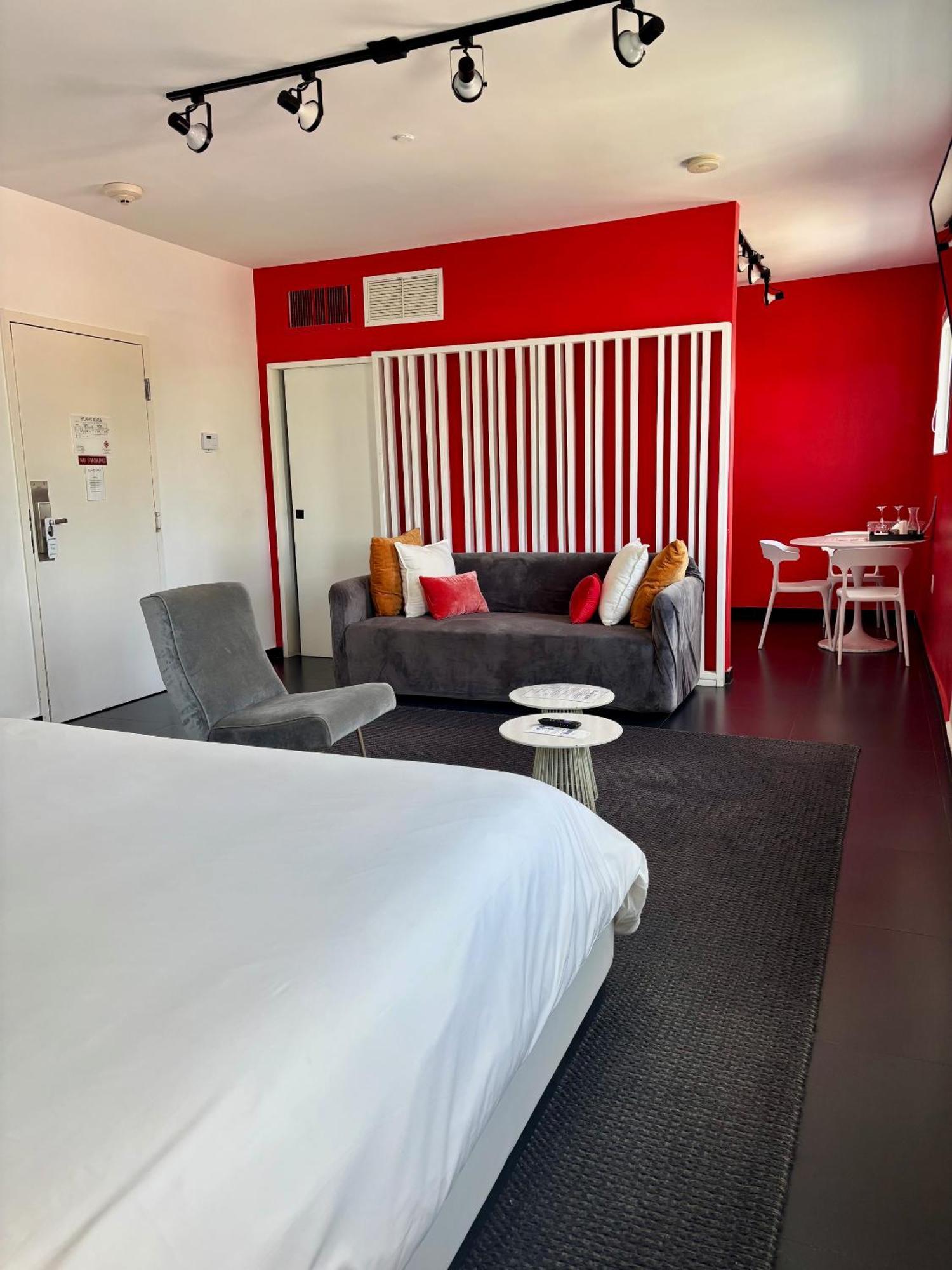 Standard Suite