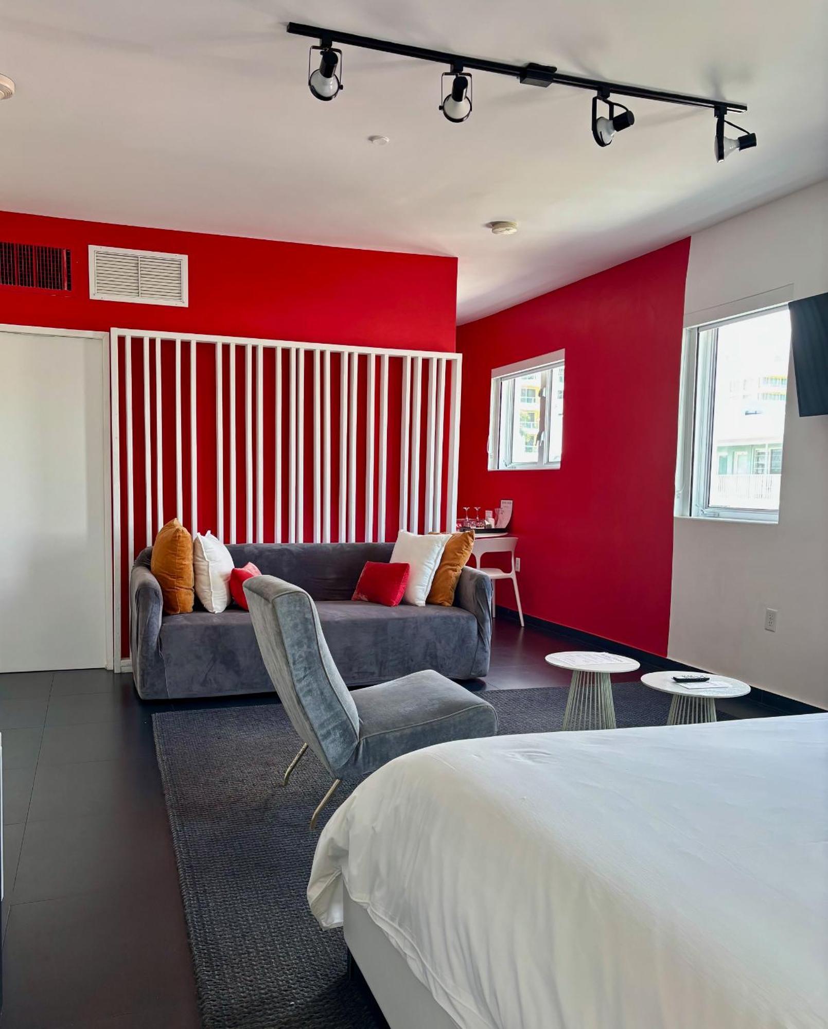 Standard Suite