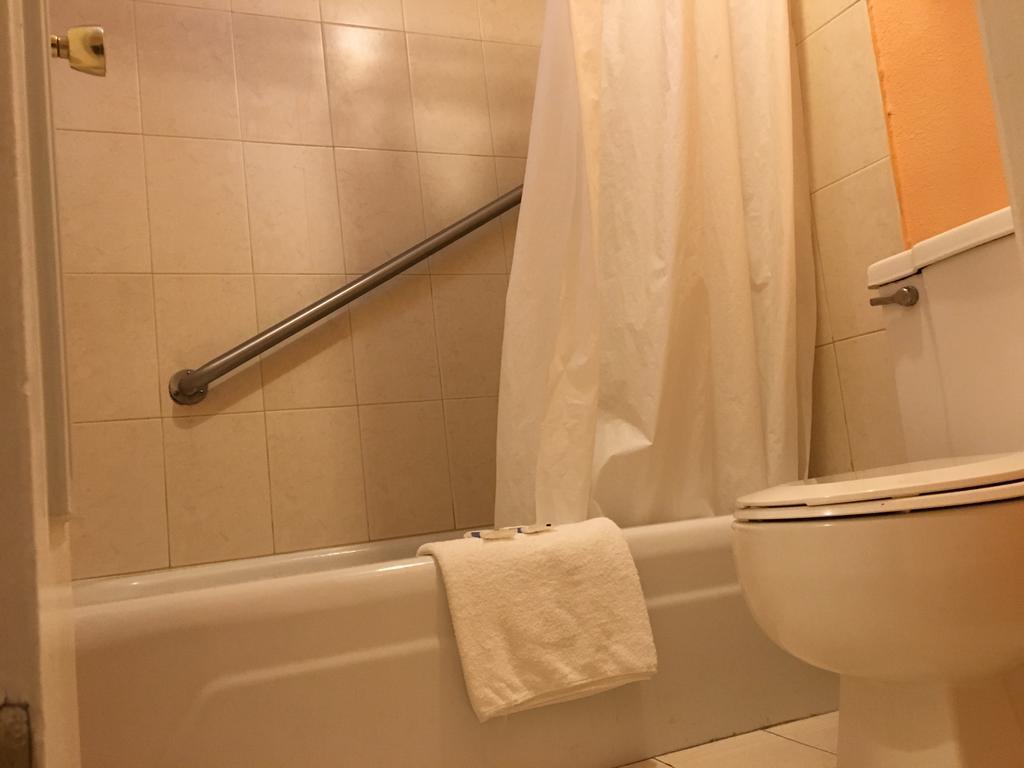 King Room,363952477:JPEG