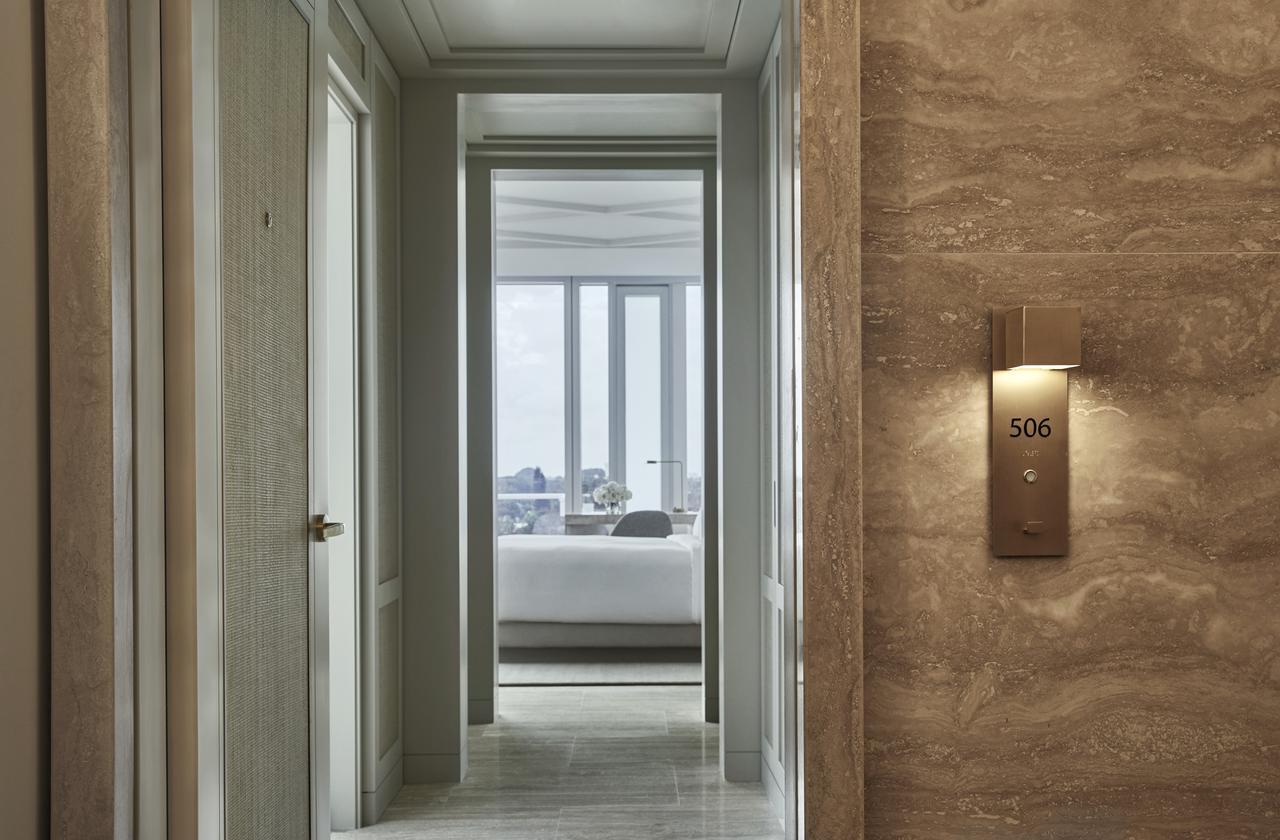 Surfside Corner Room King,527347521:JPEG