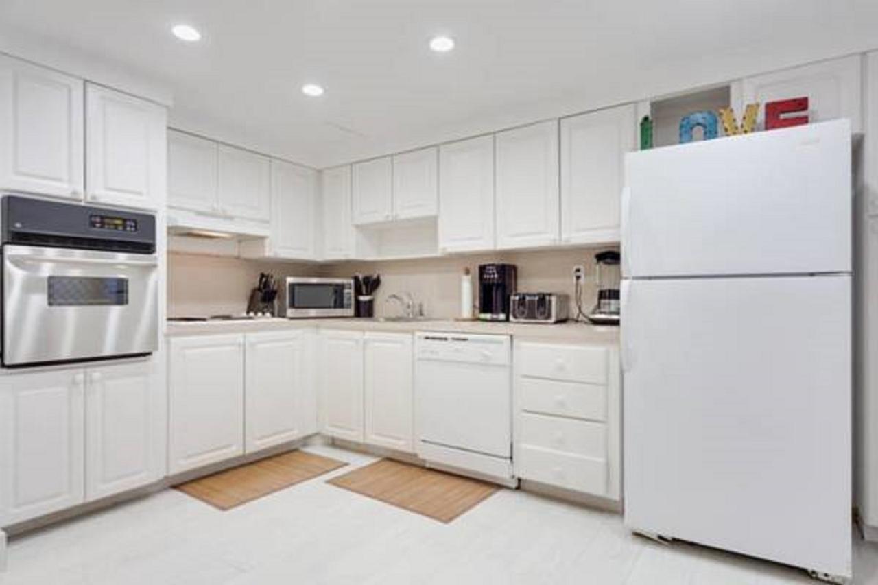 Three-Bedroom Apartment,627993513:JPEG