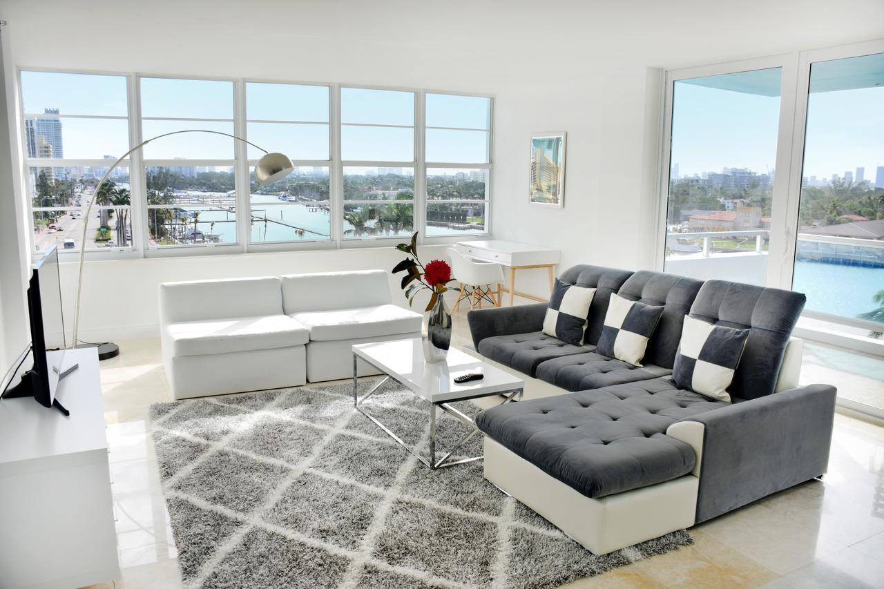 Deluxe Two-Bedroom Master Suite