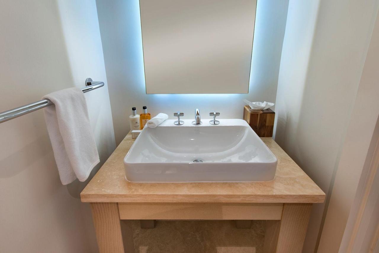 Superior King Suite,753536089:JPEG
