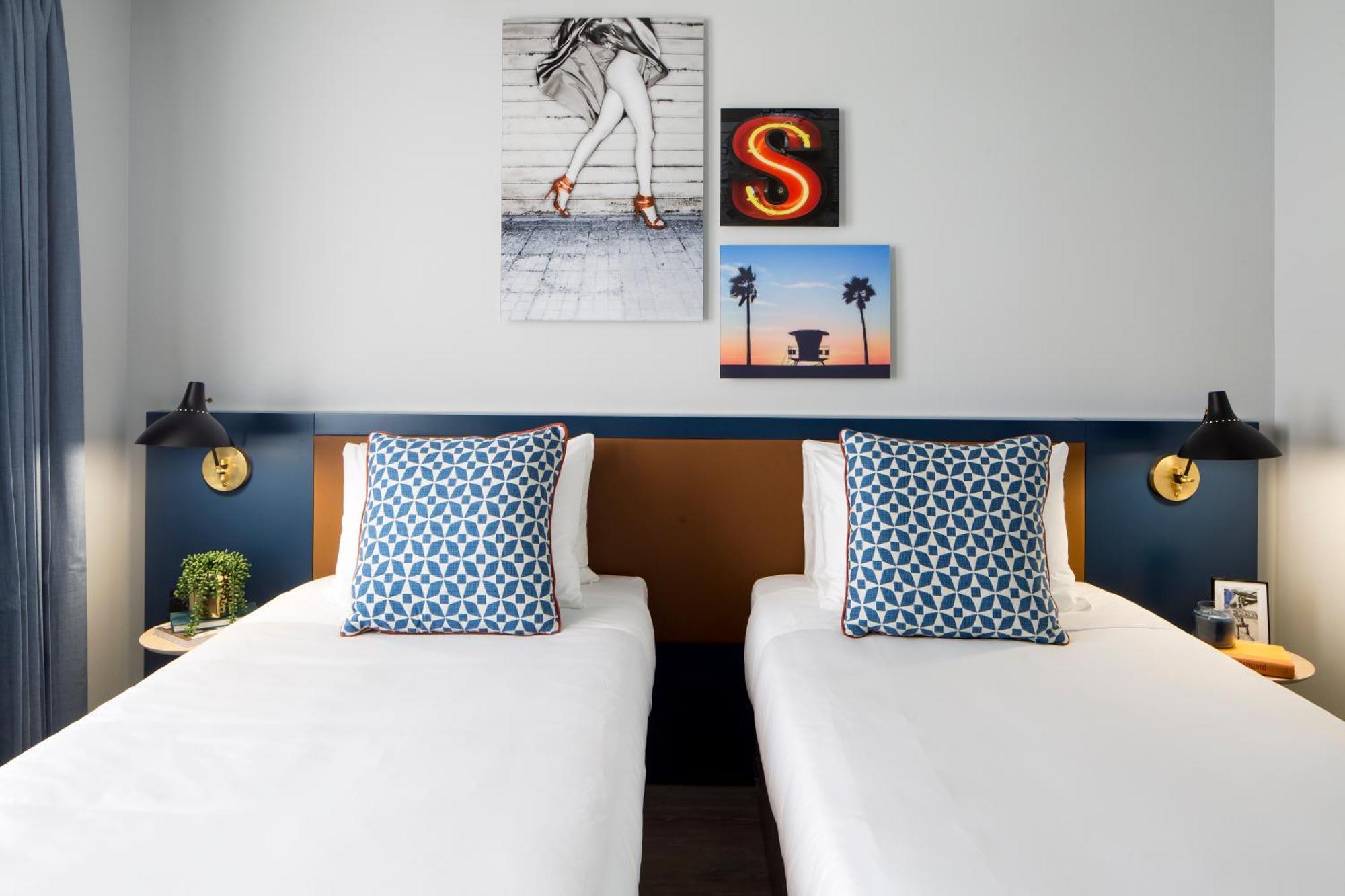 Deluxe Twin,1216939777:JPEG