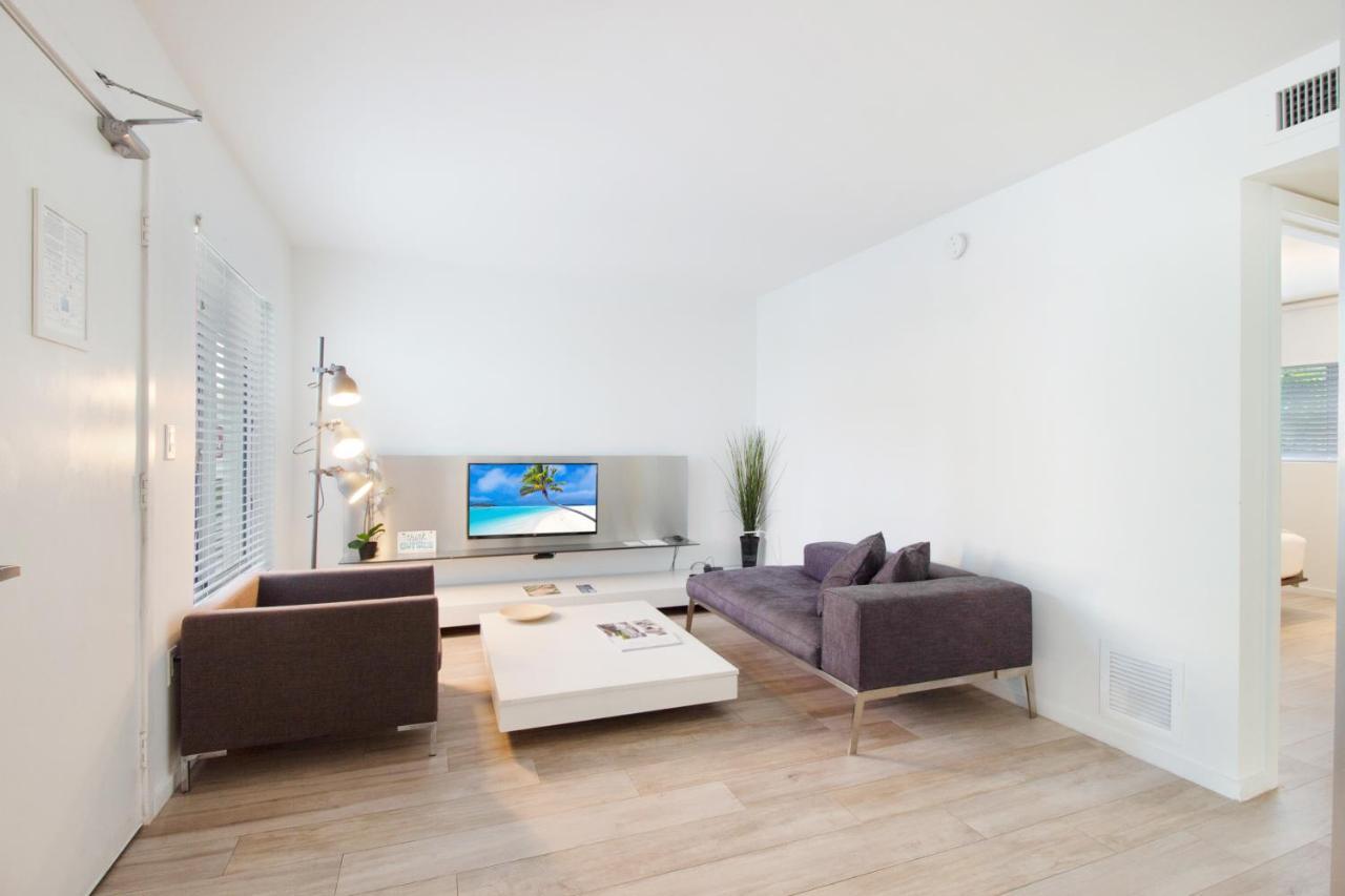 Two-Bedroom Apartment 1 Queen & 2 Twins