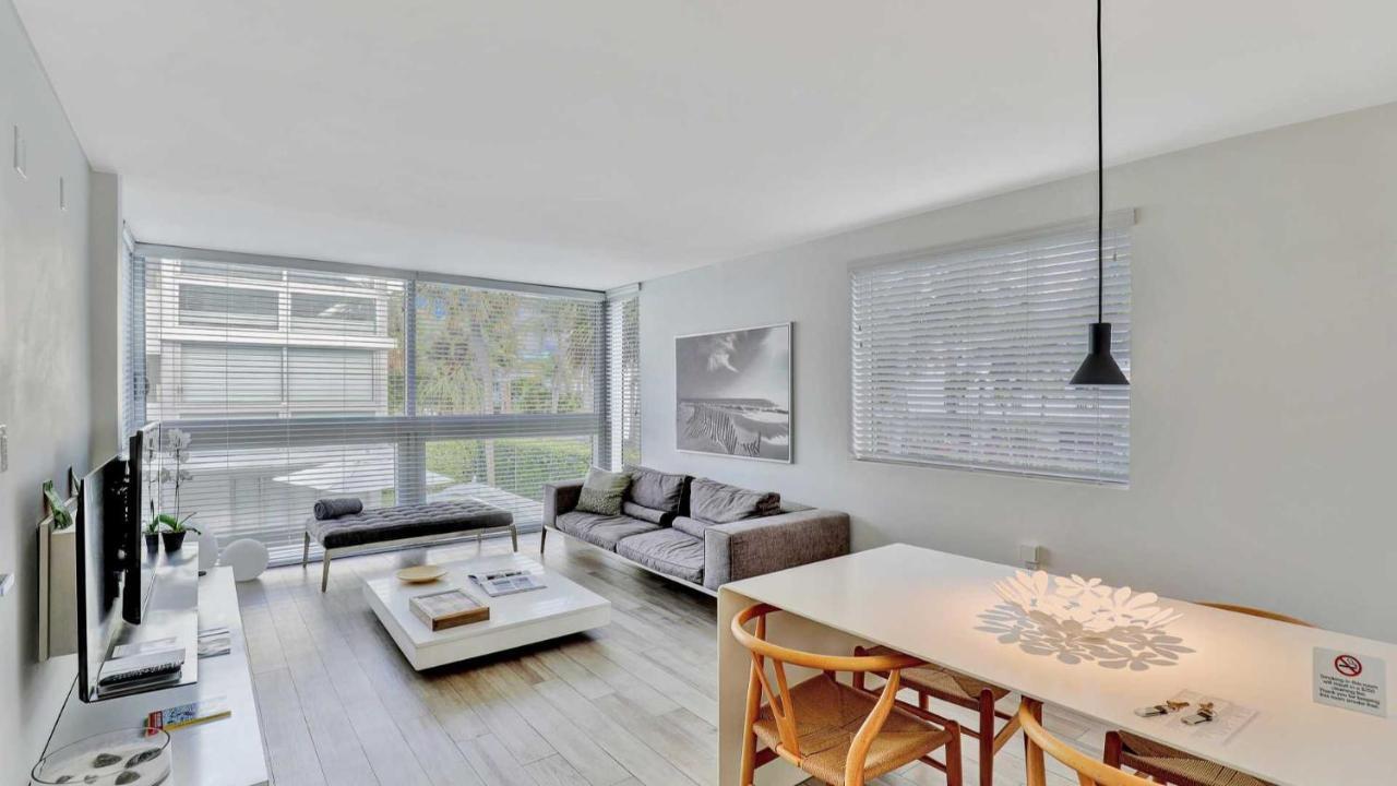 Two-Bedroom Apartment 1 King & 2 Twins