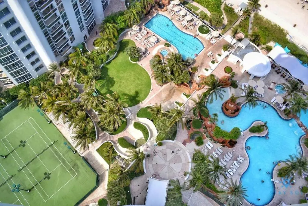 Luxurious Beach Resort Gym Balcony-1