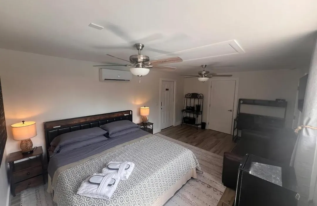 Carlton Guest House-1