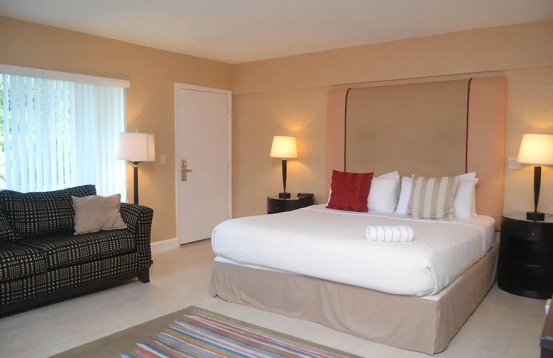 Victoria Park Hotel-1