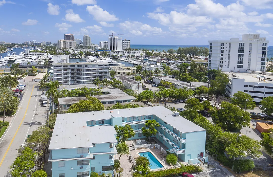 Perroquet Hotel Fort Lauderdale Beach-1
