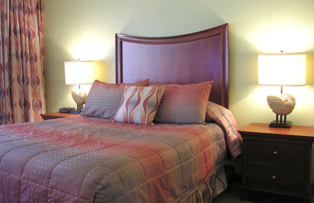 Away Inn-1