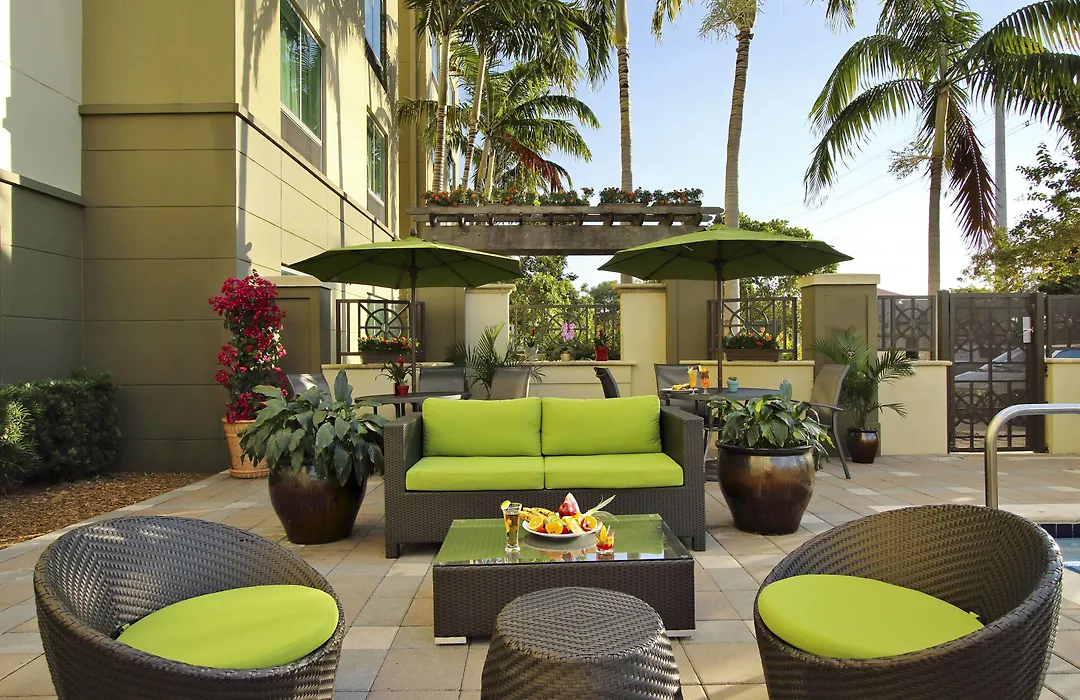 Fairfield Inn & Suites Fort Lauderdale Airport & Cruise Port-1