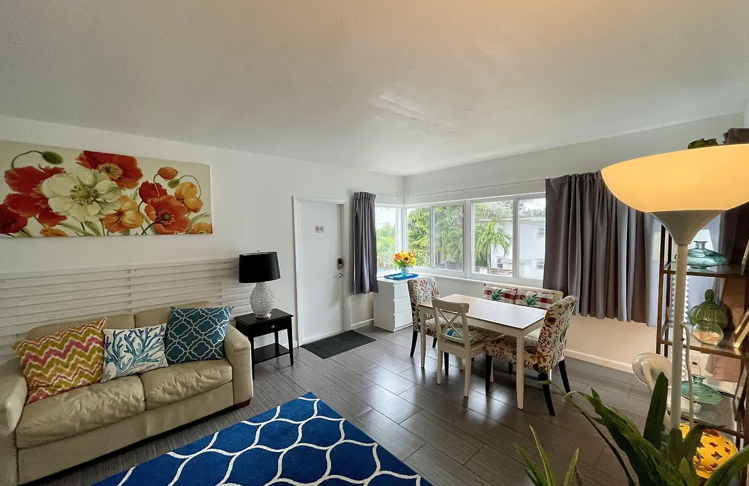 Nobleton Hotel-1