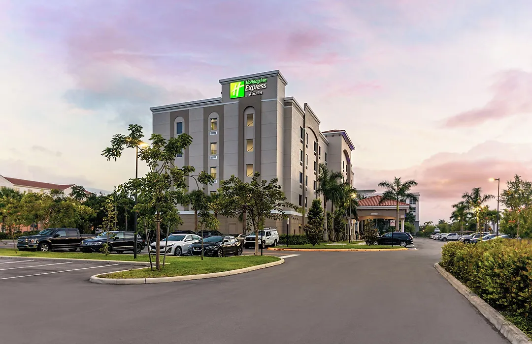 Holiday Inn Express & Suites - Miramar By Ihg-1