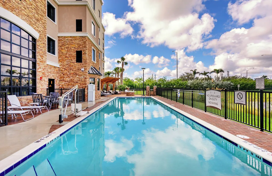 Staybridge Suites - Fort Lauderdale Airport - West By Ihg-1