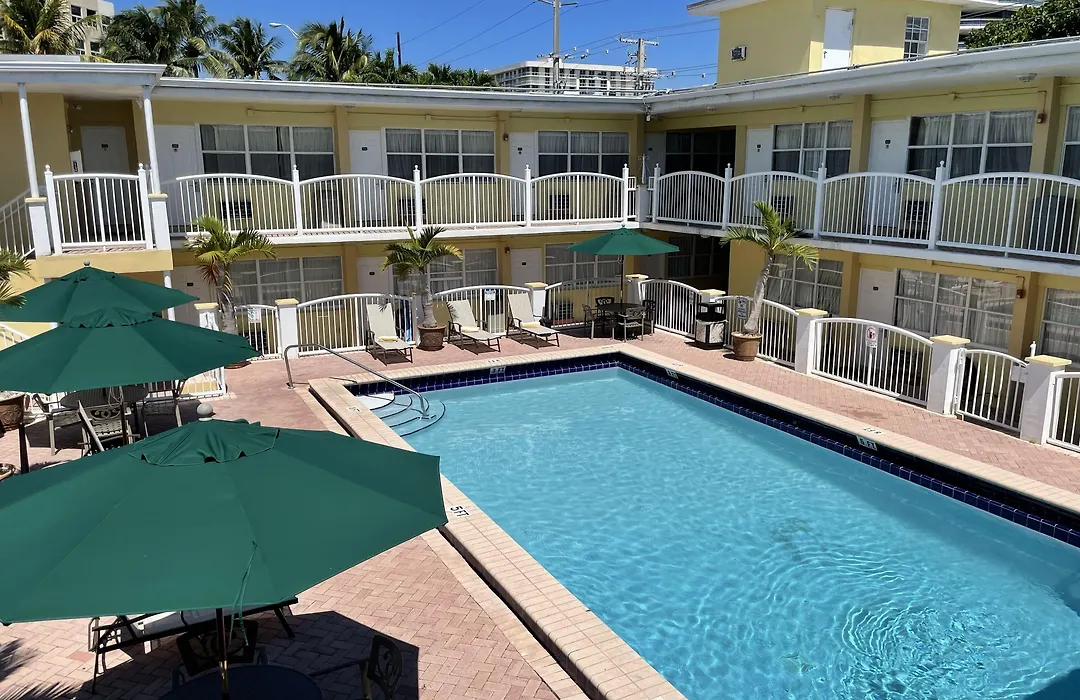 Beach Place Hotel-1