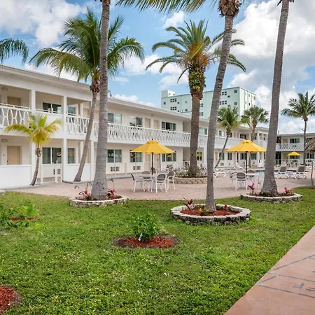 Downtown Hollywood Gardens Inn & Suites-3