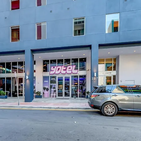High End Studio Yotel Downtown L57-3