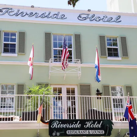 Riverside Hotel-3