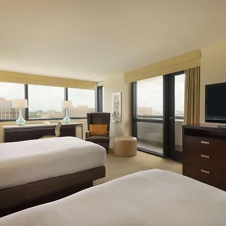 Hilton Miami Airport Blue Lagoon-2