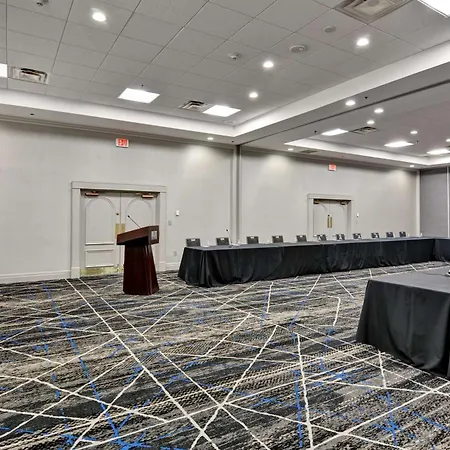 Embassy Suites By Hilton Miami International Airport-3