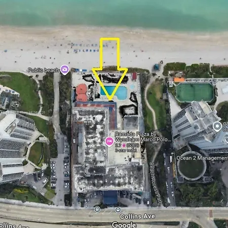 Beach Front Building Studio With Balcony Kitchen Pool Gym Direct Beach Access In Sunny Isles Beach Miami-3