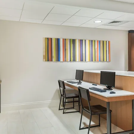 Holiday Inn Express Hotel & Suites Ft. Lauderdale-Plantation By Ihg-3