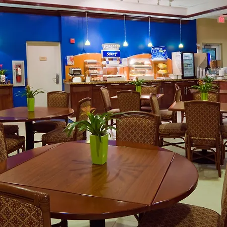 Holiday Inn Express & Suites Miami Kendall By Ihg-2