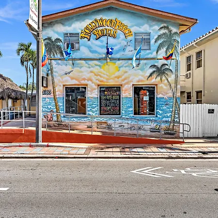 Hollywood By The Sea-3
