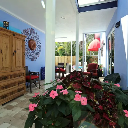 Fantasy Island Inn, Caters To Men-2