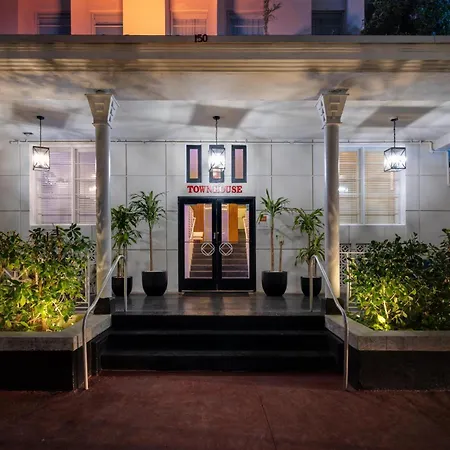 Townhouse Hotel-2
