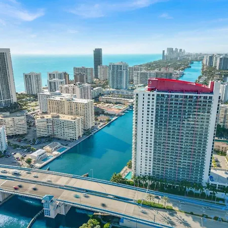 Spectacular View Wbalcony Pool-2