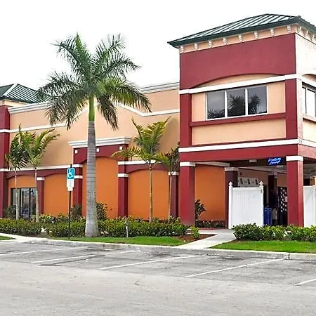 Plantation Inn Hotel And Lounge-2