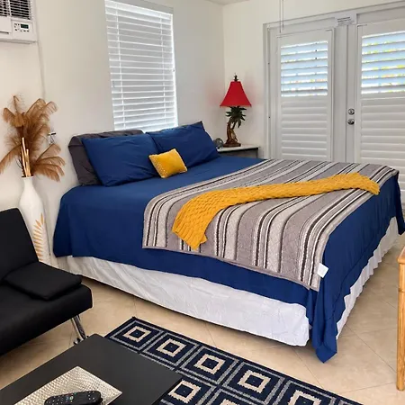Stunning King Suite By Hard Rock Stadium And Casino-3