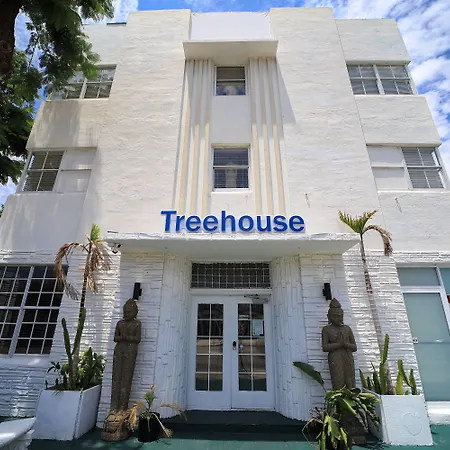 Treehouse Hotel-3